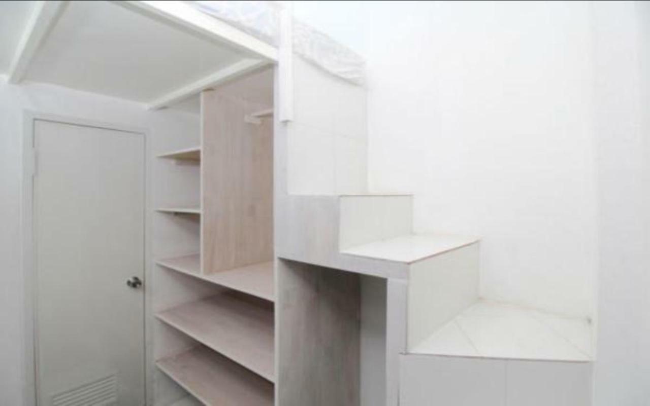 Kamar Keluarga Duri Kosambi 호텔 자카르타 외부 사진